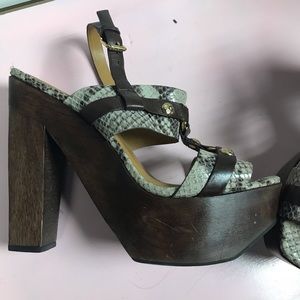 Michael Kors wooden block platform heel size 9